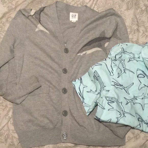 Boys Gap Size 8 Shirt and Sweater. - Picture 3 of 8